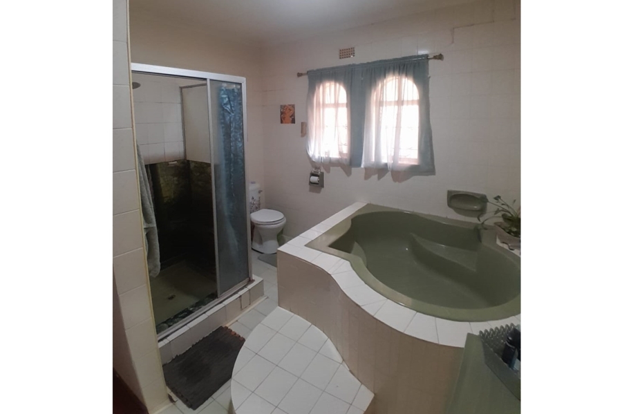 4 Bedroom Property for Sale in Deneysville Free State